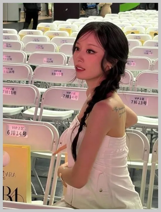 티아라 지연, 이혼 후 2년 만에 파격 변신 공개 2026 — K-팝·음악 — reviewzzin 1