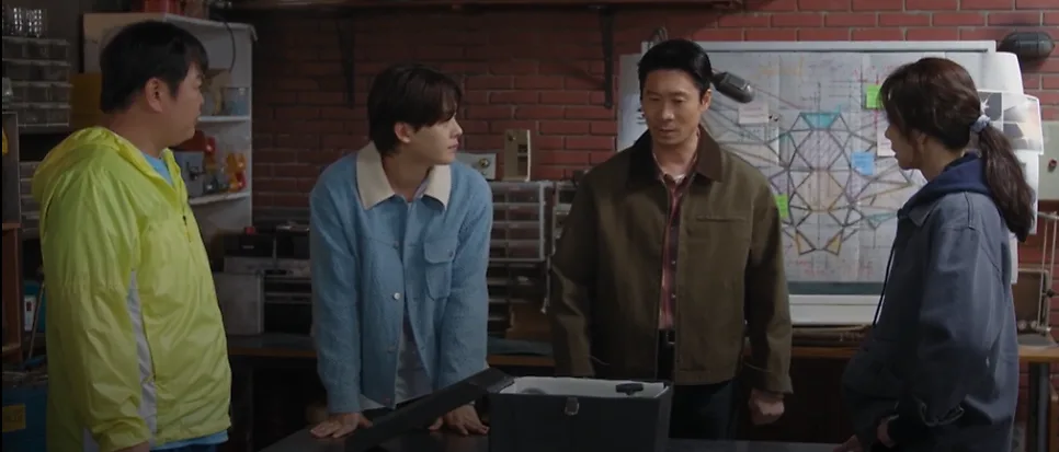 UDT 우리 동네 특공대 10화 결말: EMP 작전 성공과 설리번 최후 2026 — K-드라마 — laughbar