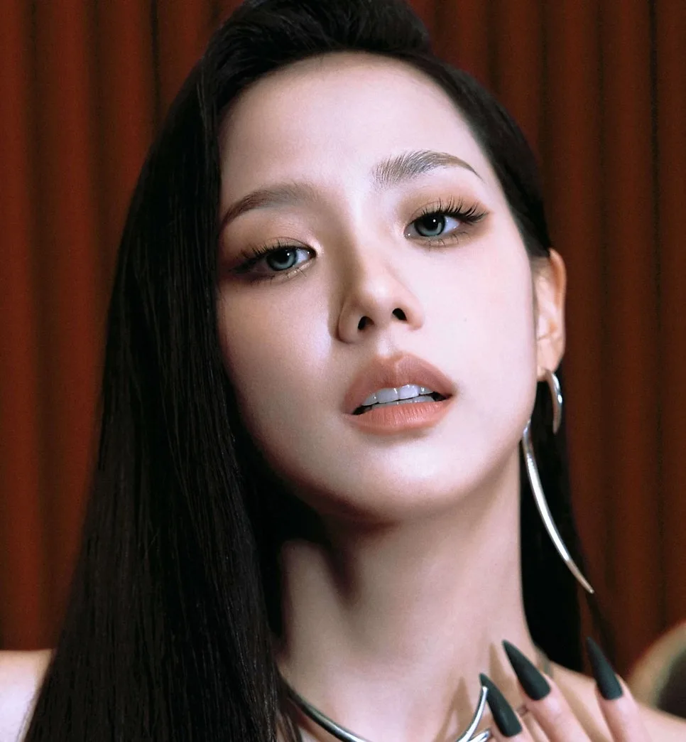 블랙핑크 지수 2026년 운세: MBTI, 사주, 관상으로 본 매력 분석 3