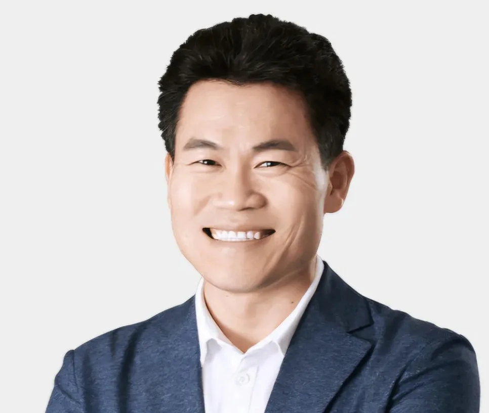 전한길 사주·MBTI·관상 분석 2026: 독설 뒤 숨겨진 진실은?