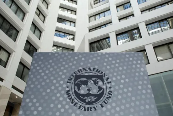 IMF 한국 국가부채 2026년 전망: GDP 대비 채무 비율 상승 위험
