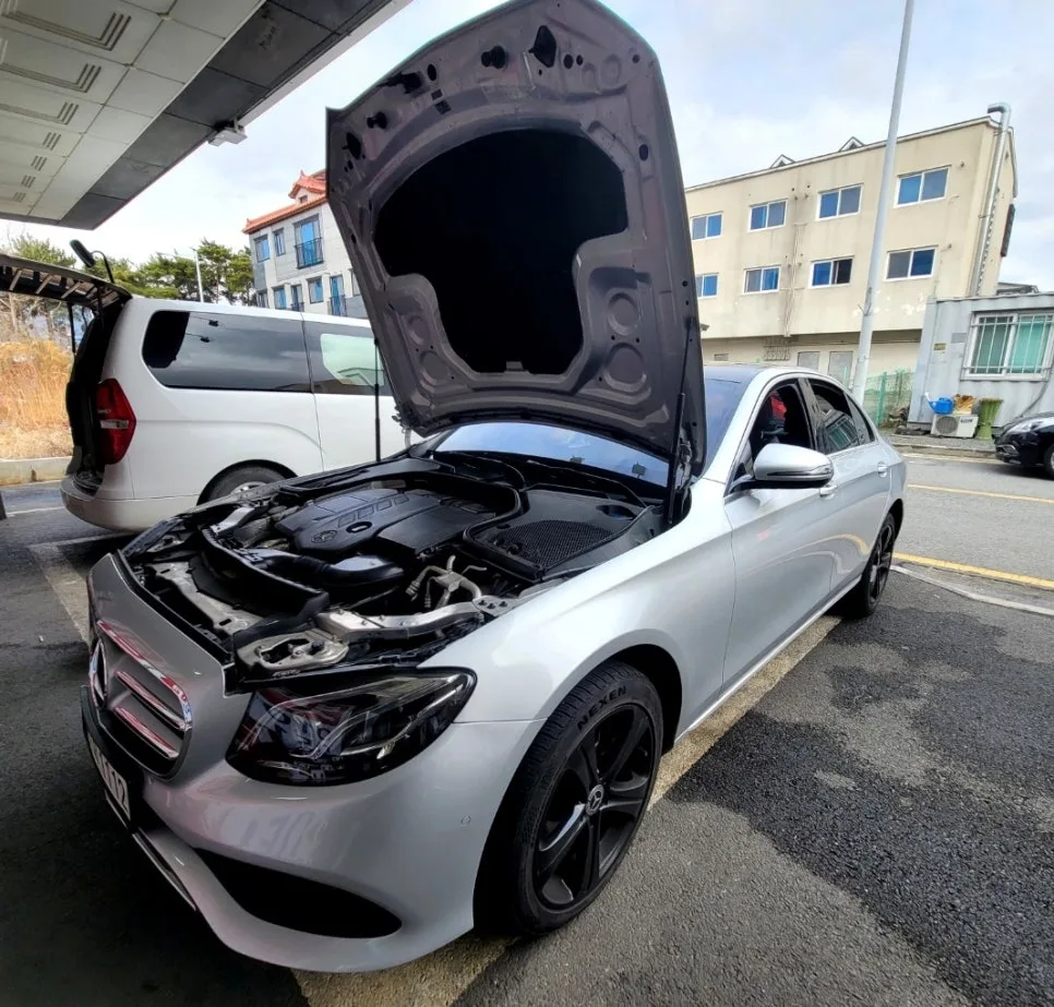 벤츠 E220D 배터리 교체 2026: 바르타 AGM95 최신 정보 2