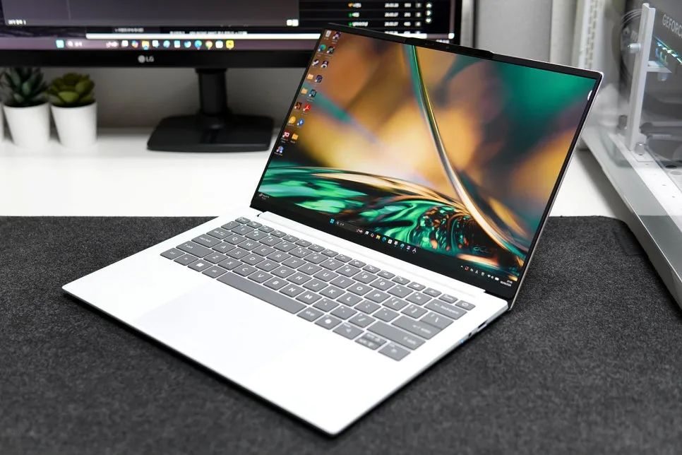 Acer Swift Go 14 AI 노트북 2026: 인텔 코어 Ultra X7 성능 분석 2