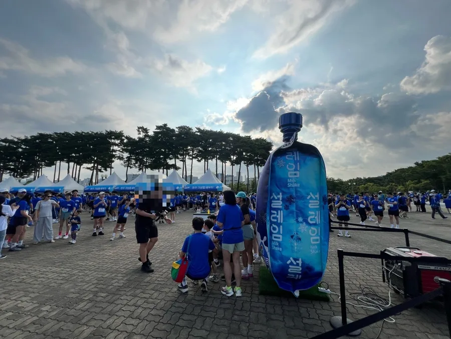 2025 설레임런 후기: 무더위 속 5km 완주 꿀팁과 혜자 기념품 총정리 — 스포츠 — faminlove