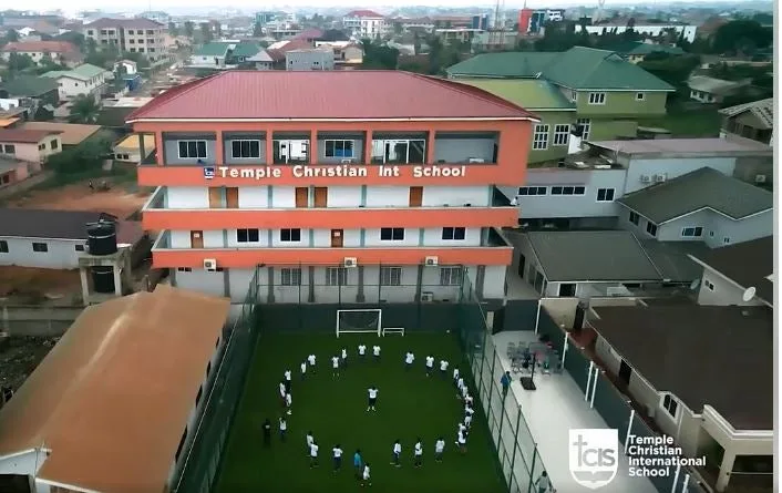 가나 국제학교 TCIS, IGCSE/A-레벨서 A* 31개 쾌거 (2026년) 3