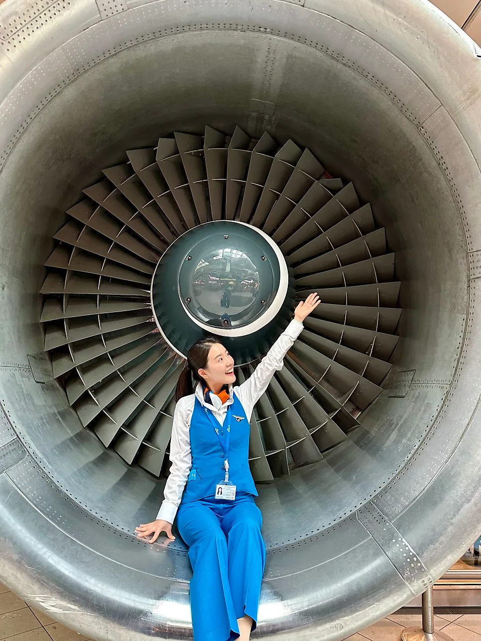 KLM 승무원 현실, 2026년 채용 조건과 인기 이유 분석 — 사회·시사 — heedirection 1