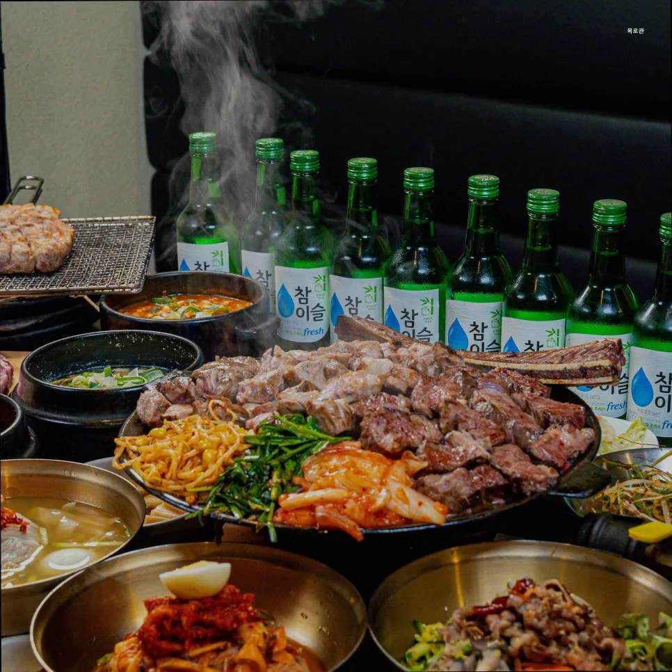홍대 목로관 짚불구이 맛집, 2026년에도 최고의 선택일까? — K-푸드·맛집 — yacle70