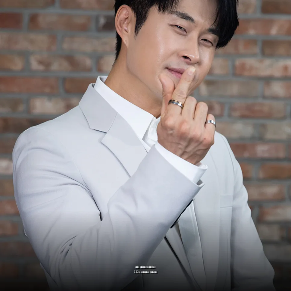 민도윤, 323편 필모와 경계 넘나드는 활동 분석 2026 — K-영화 — ssalmukzoo 1