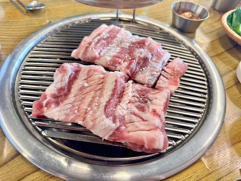 고척동 제주 흑돼지 맛집: 유채꽃도세기 생갈비 후기 — K-푸드·맛집 — by 할많다함