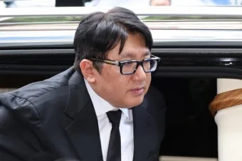 하이브 방시혁 구속영장 반려, 주가 40% 급락 원인과 향후 전망 2026 2