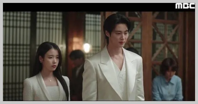 IU & Byun Woo-seok's '21st Century Grand Prince' Divorce: 2026 Ending Explained 2