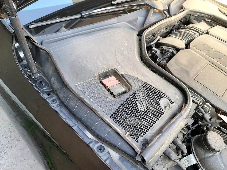 벤츠 E220D W213 배터리 교체: 2026년 최신 교체 방법 및 진단 팁 2