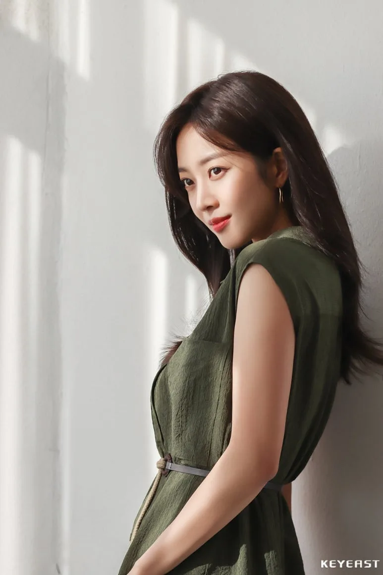 조보아 프로필 총정리: 나이, 결혼, 남편, 자녀, 집안 2026 — 스타·아이돌 — by 제로스
