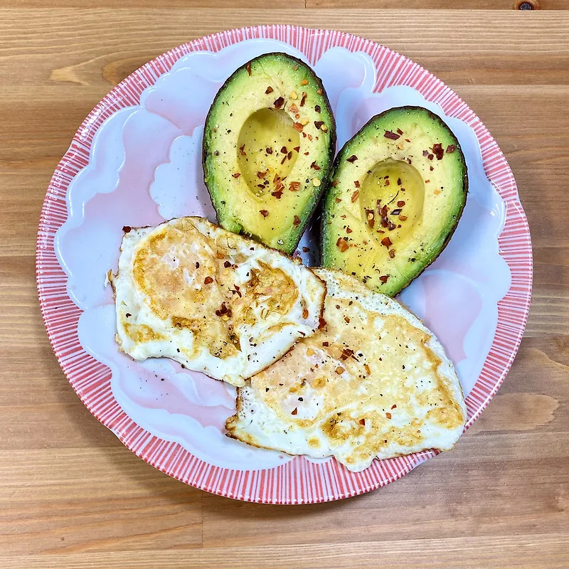 아보카도 활용법: 5가지 간단 레시피와 영양 정보 — K-푸드·맛집 — by 할많다함