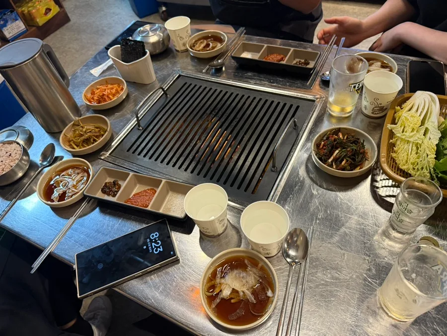 송도 주먹고기 맛집 2026: 파김치와 연탄불 삼박자 후기 — K-푸드·맛집 — chltnal97