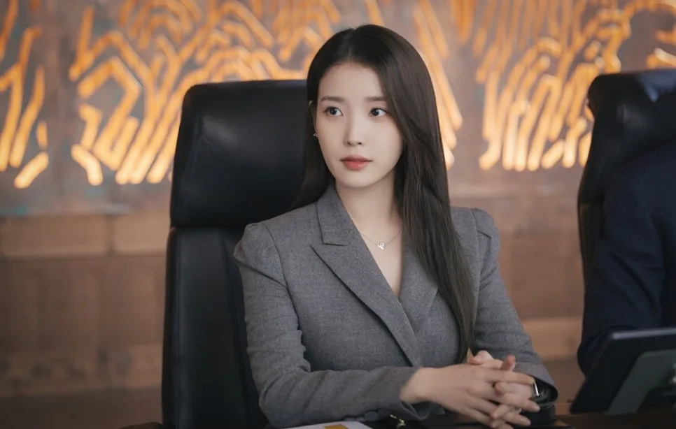 아이유 변우석, '21세기 대군부인' 이혼 선언 2026년 시청률 폭발 원인은? — K-드라마 — sk150124 1