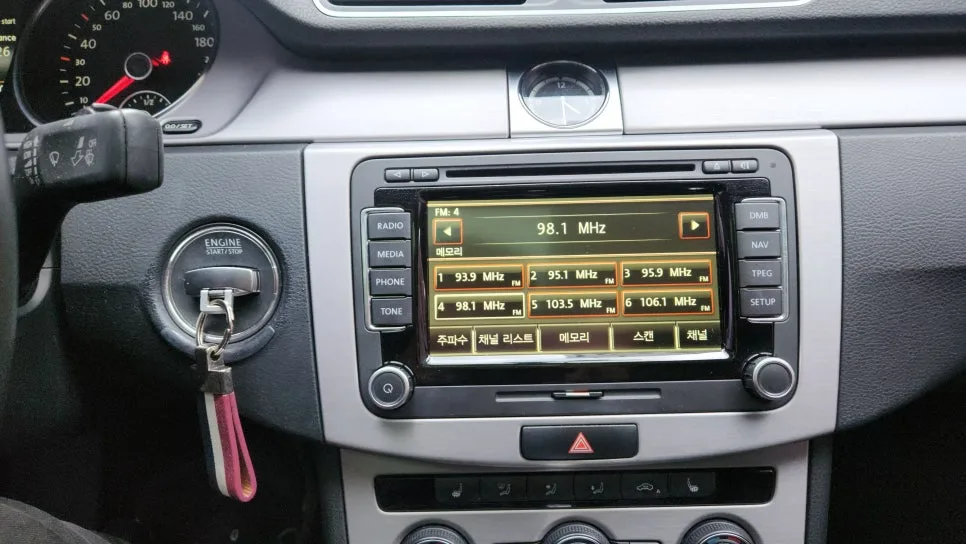 폭스바겐 CC 모니터 재부팅 증상, 2026년에도 해결 가능할까? 2
