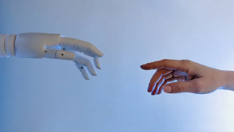 AI 도구를 활용해 업무하는 사람 - 노트북과 AI 인터페이스