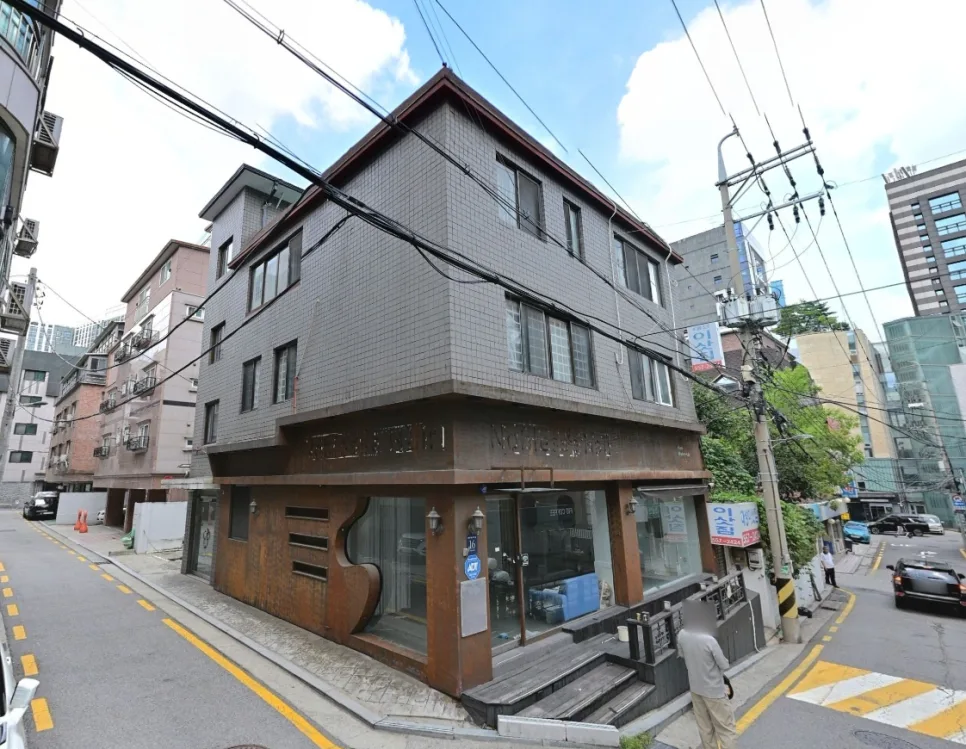 강남 꼬마빌딩 투자, 명도 완료된 역삼역 코너 부지 2026년 전망 2