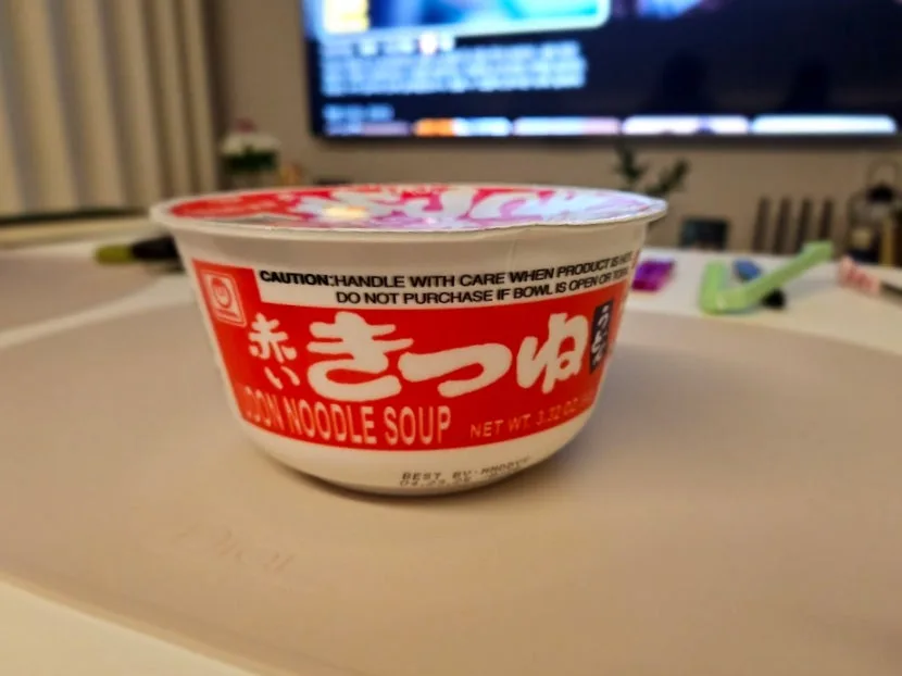 일본 컵라면 마루짱 키츠네 2026년 솔직 후기: 유부 우동 맛은? 2