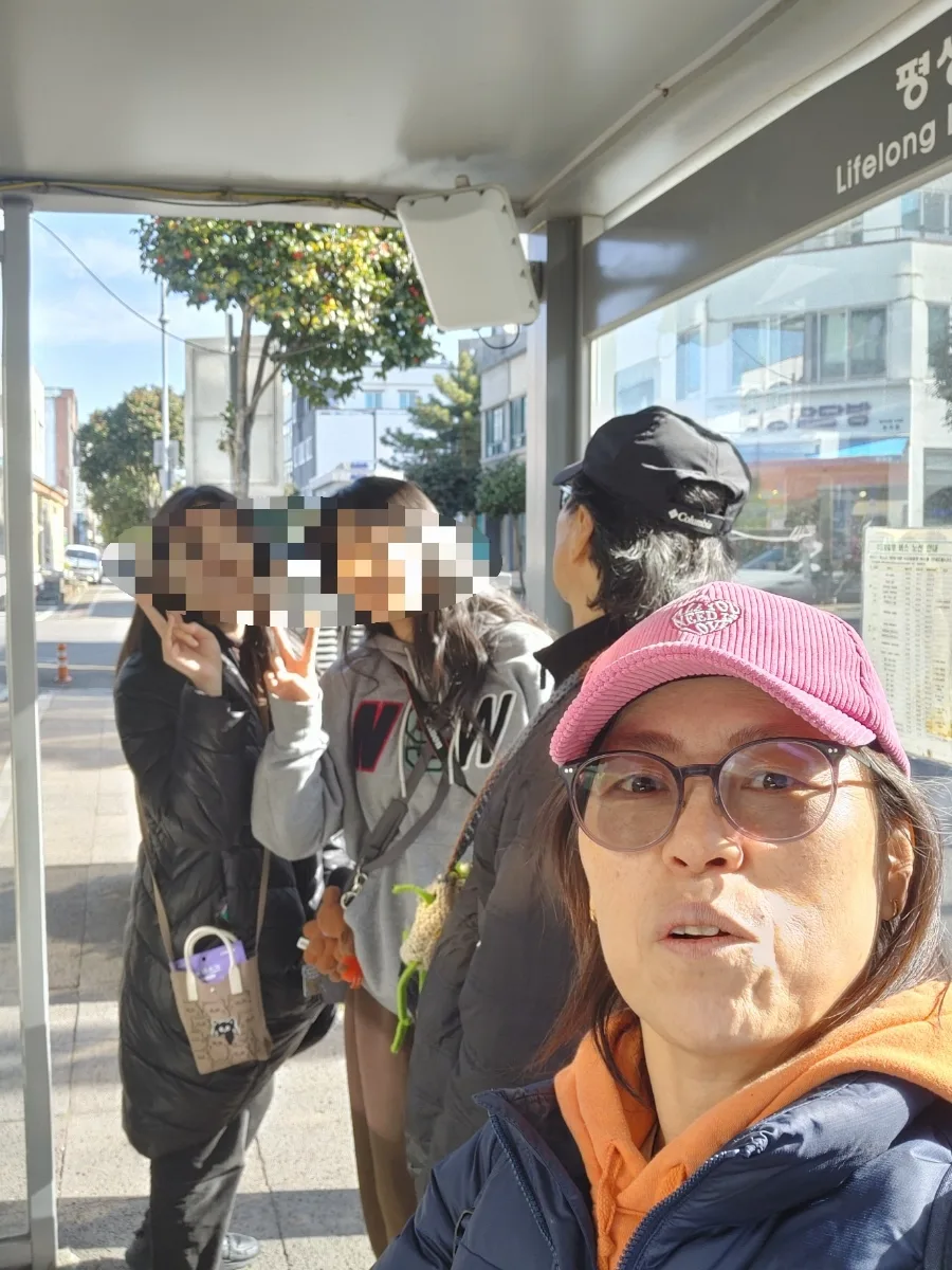 2026년 겨울 제주 중문 여행: 스타벅스, 천제연 폭포 코스 추천 3