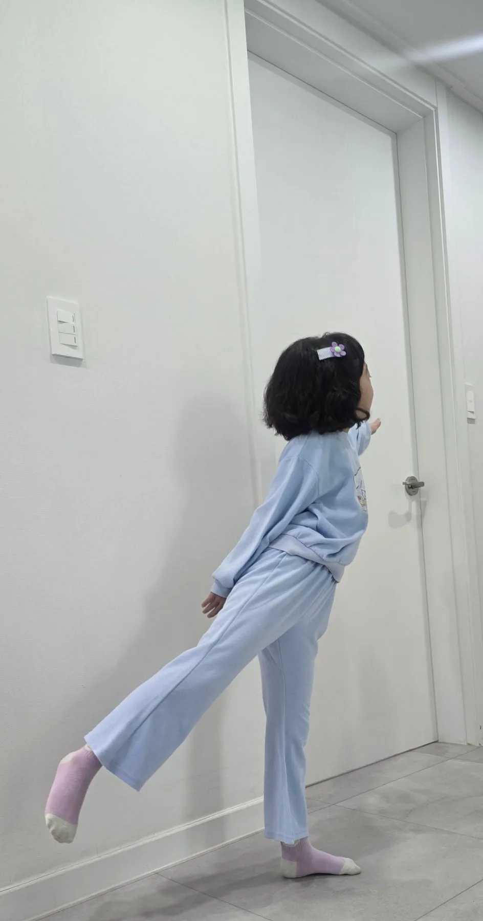 초1 등교룩 고민 끝! 4도~22도 날씨별 코디 비법 2026 — 육아·결혼 — minmin_mom