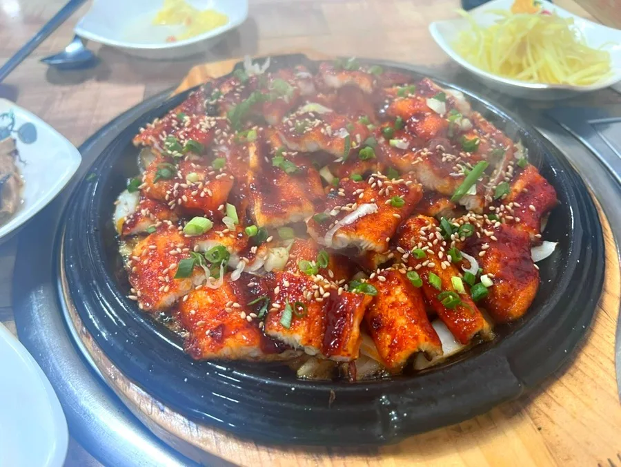 거제 장어맛집 2026: 성진장어구이 철판 양념장어 후기 2
