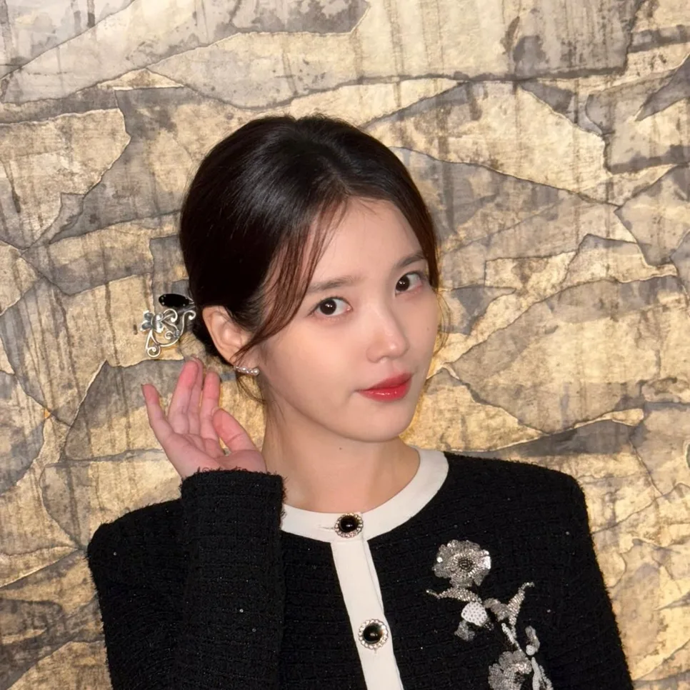 아이유 이혼 결심, '21세기 대군부인' 시청률 11.7% 돌파 비결 2026 — K-드라마 — archf 1