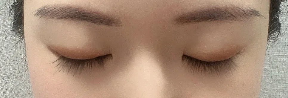 속눈썹 펌 효과 마스카라 2026: 뭉침 없이 길어지는 비결 3