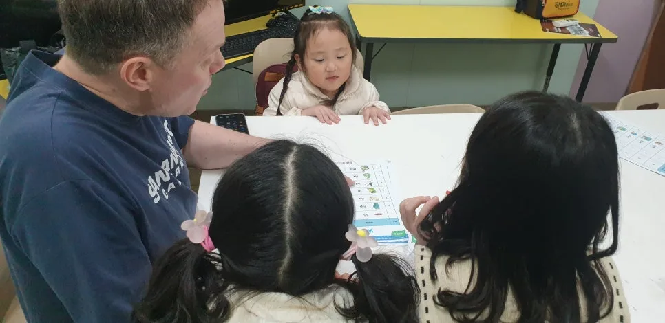 꼬마 통역사, 영어 말하기 능력 2026년 향상 비결은? (EiE 송촌캠퍼스) 2