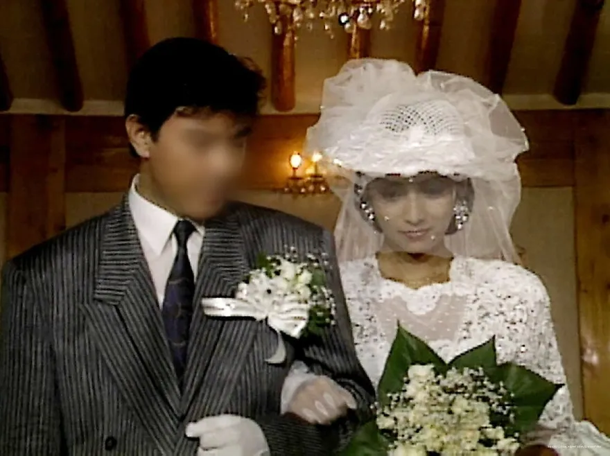 Actress Hwang Shin Hye's Divorces: 0 Won Alimony, Daughter's Protection (2026) 3